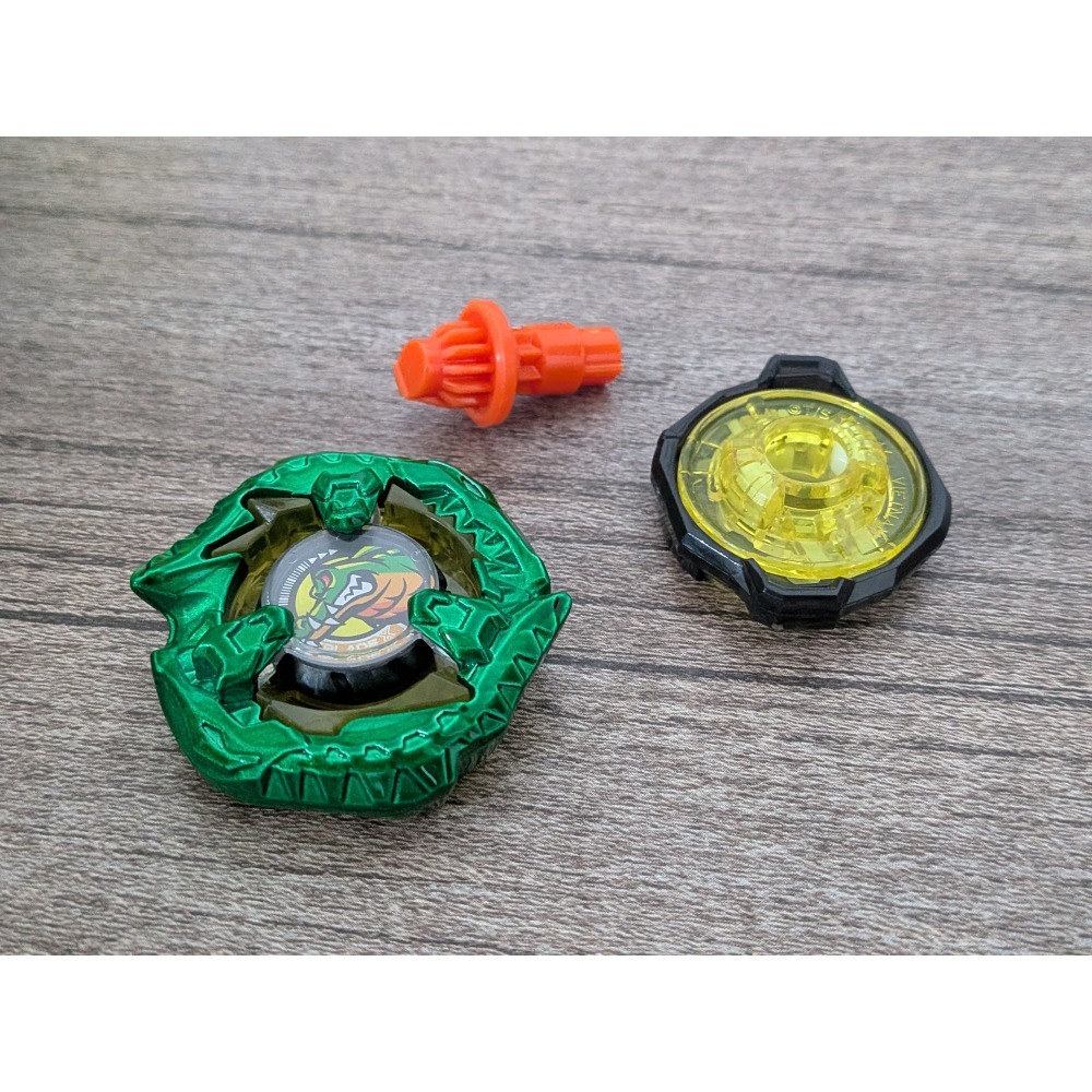 美版 戰鬥陀螺 BEYBLADE X 鱷魚撕咬 2-60Q 發射器 握把組合-細節圖3