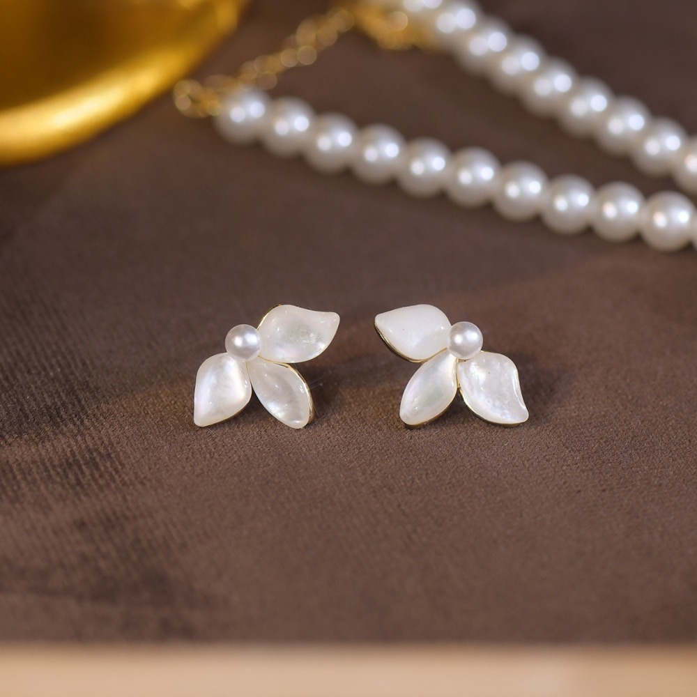 【茉美飾】珍珠母貝純銀耳針-細節圖2