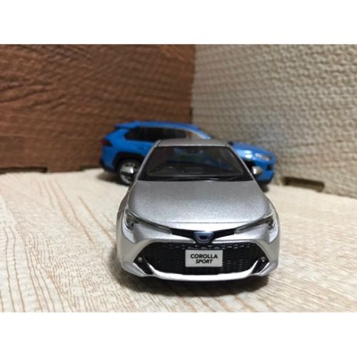Toyota Corolla sport 極光銀 1/30 日規原廠模型車