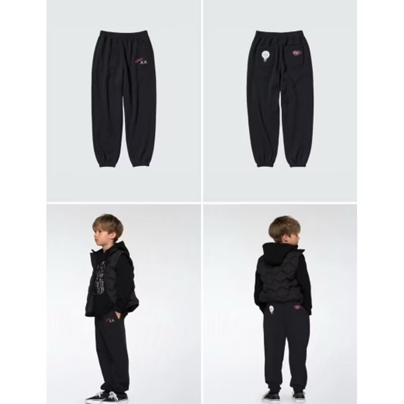 現貨絕版各剩1 男女同款超美酷帥 限定限量限購 日本🇯🇵UNIQLO x KAWS +Warhol極難得兩大當代藝術大師-細節圖3