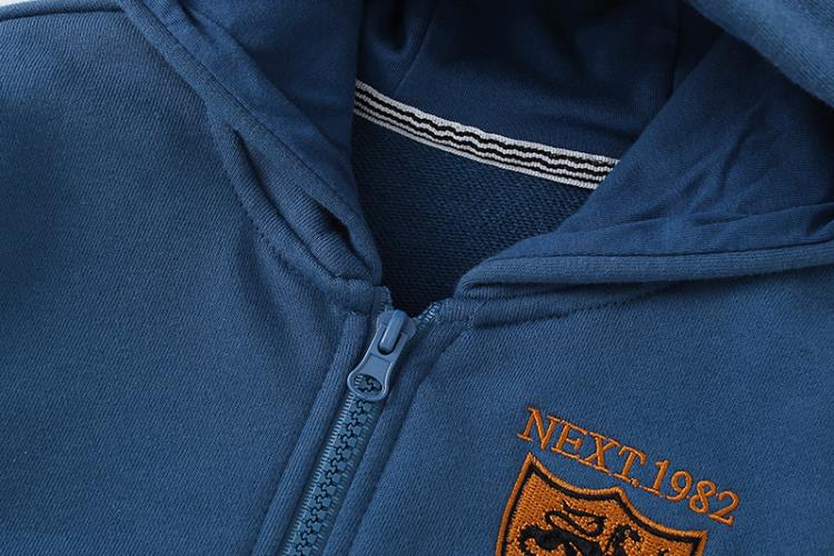 寶貝童裝ins童裝英倫風男童外套兒童刺繡春秋薄款上衣寶寶洋氣衛衣連帽衫-細節圖4