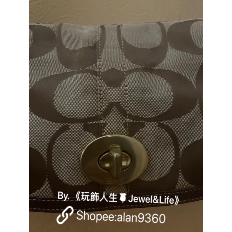 COACH 經典 咖啡色 老花 牛皮 金扣 二手 肩背包-細節圖2