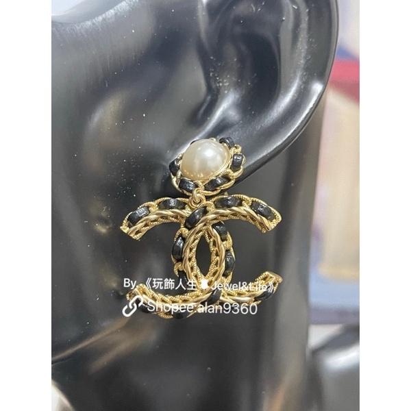 CHANEL 香奈兒 超美 皮革穿鍊 二手 雙C 大LOGO 乾燥玫瑰粉 黑金  珍珠 造型 耳環-細節圖9