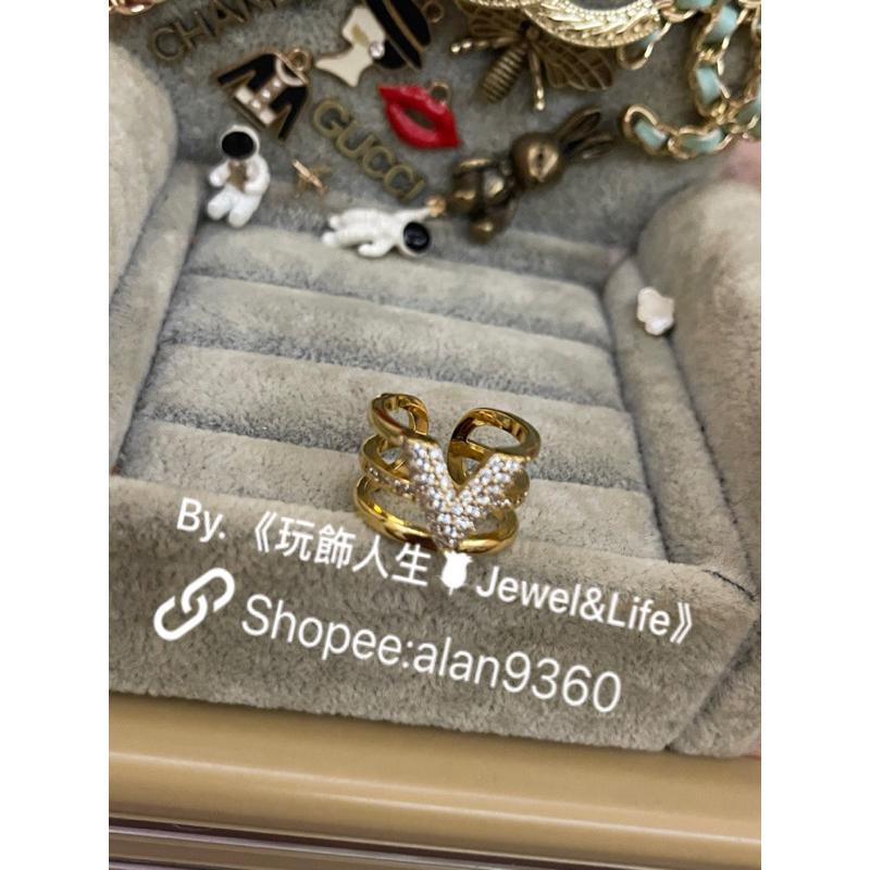 Louis Vuitton LV 經典V字 寬版 鏤空 二手 水鑽 造型 戒指-細節圖2
