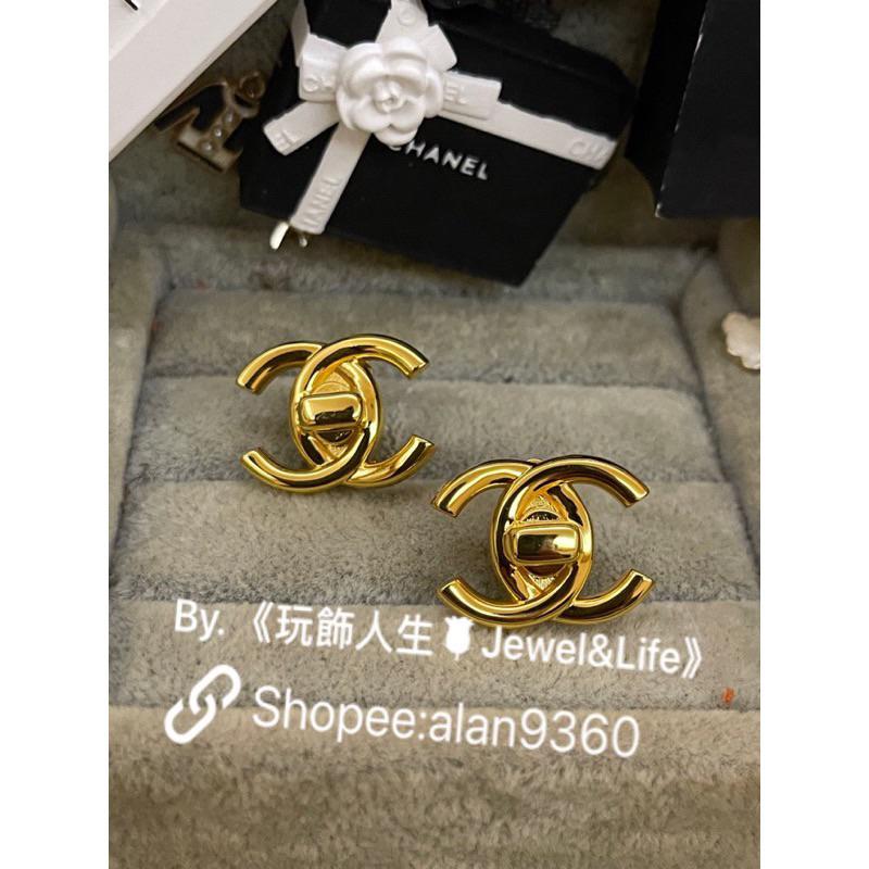 CHANEL 香奈兒 超美 金色 復古風格 大LOGO 素面 夾式 二手 書包扣 造型 耳環-細節圖2