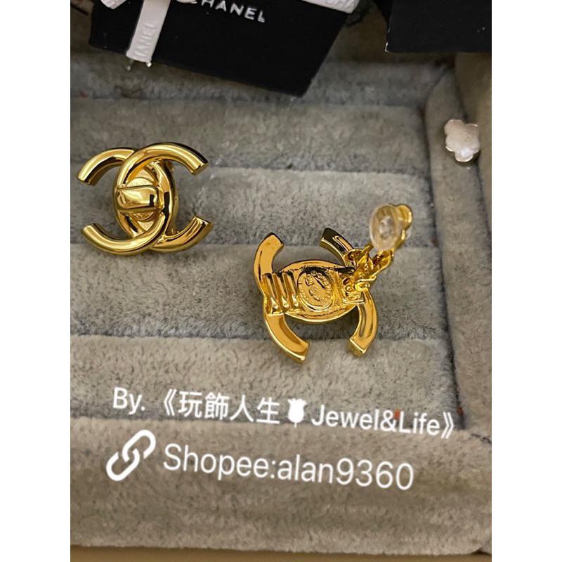 CHANEL 香奈兒 超美 金色 復古風格 大LOGO 素面 夾式 二手 書包扣 造型 耳環-細節圖3