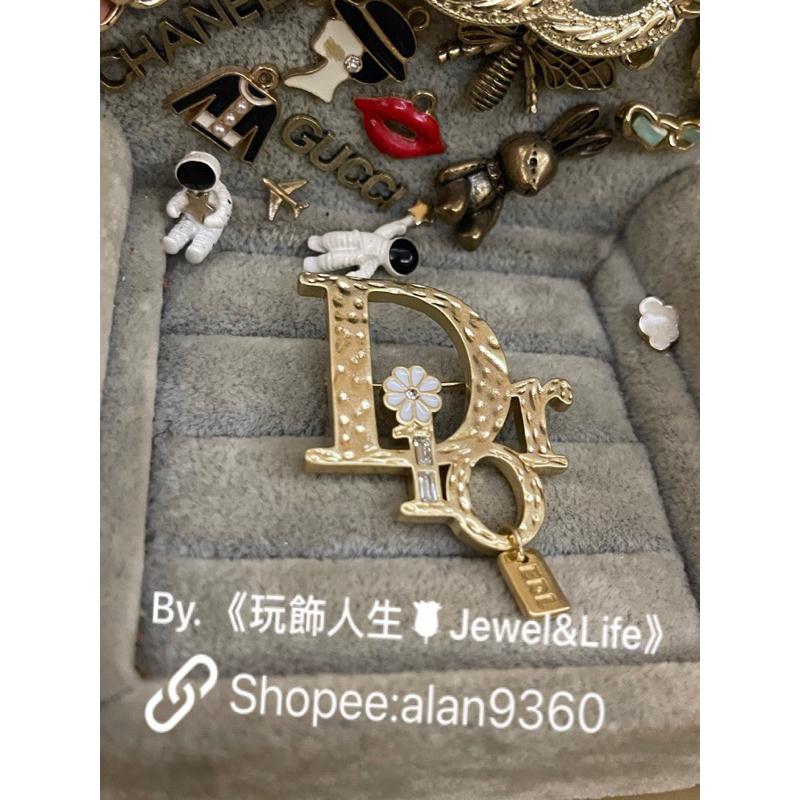 DIOR 超美 經典 字母 LOGO 花朵 琺瑯 二手 造型 淡金色 胸針-細節圖2