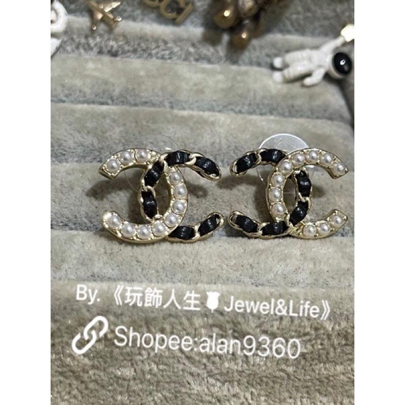 CHANEL 香奈兒 超美 金色 黑色皮革 珍珠 基本款 二手 造型 耳環-細節圖2