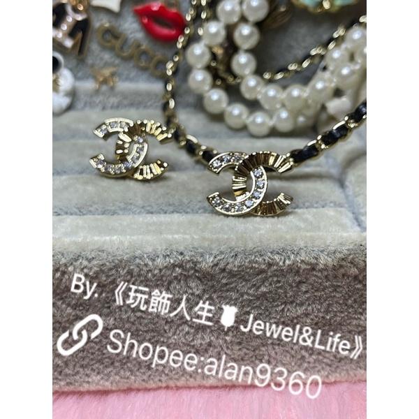 CHANEL 香奈兒 簡約 設計 半邊 水鑽 半邊 方格 日常穿搭 二手 金色  造型 耳環-細節圖4