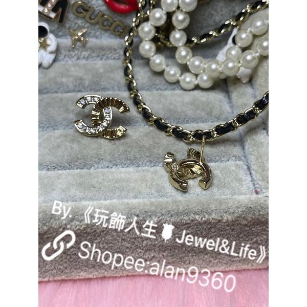 CHANEL 香奈兒 簡約 設計 半邊 水鑽 半邊 方格 日常穿搭 二手 金色  造型 耳環-細節圖5