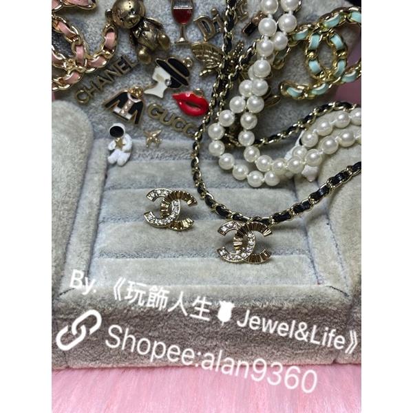 CHANEL 香奈兒 簡約 設計 半邊 水鑽 半邊 方格 日常穿搭 二手 金色  造型 耳環-細節圖8