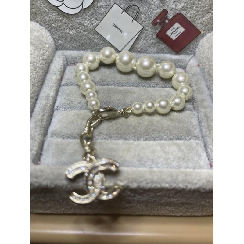 CHANEL 香奈兒 超美  氣質 大小 珍珠 淡金色 二手 水鑽 雙C 造型 手鍊-細節圖3