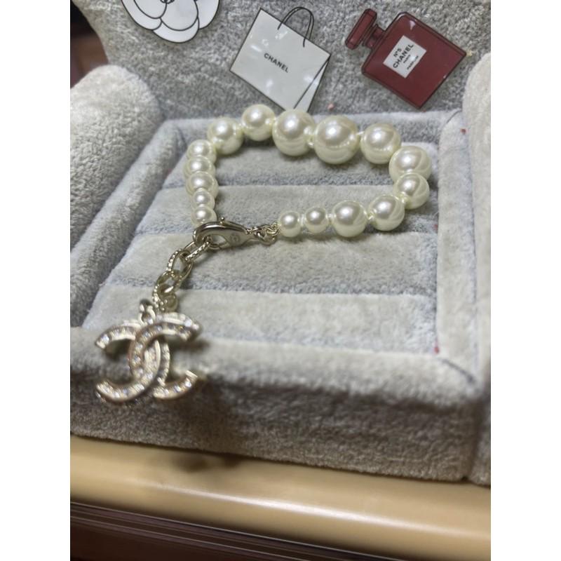 CHANEL 香奈兒 超美  氣質 大小 珍珠 淡金色 二手 水鑽 雙C 造型 手鍊-細節圖5