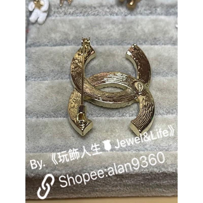 CHANEL 香奈兒 超美  金色 字母 雙C二手  logo 胸針-細節圖5