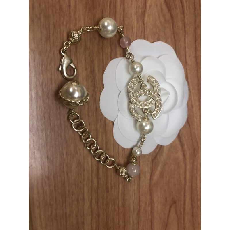 Chanel  香奈兒 粉金色 珍珠 雙C 二手 造型 手鍊-細節圖2