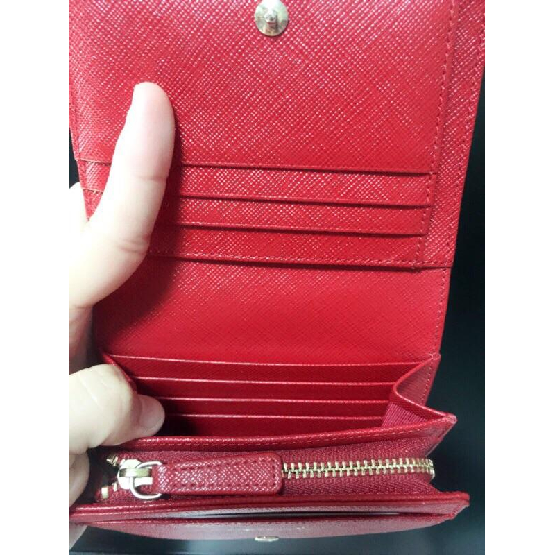 Agnes b 小b 💯 正品，深藍x紅混搭防刮牛皮經典Logo短夾-細節圖6