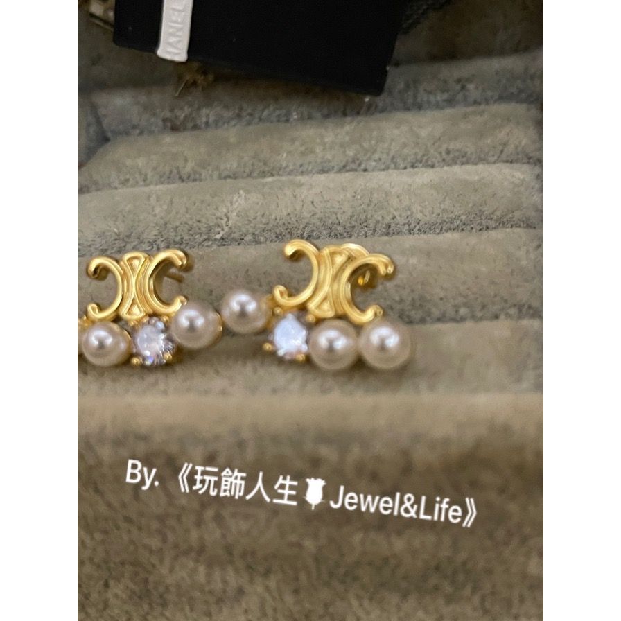 品牌經典💯CELINE 凱旋門 LOGO 扇形 水鑽 珍珠 迷你 金色 二手 造型 耳環-細節圖4