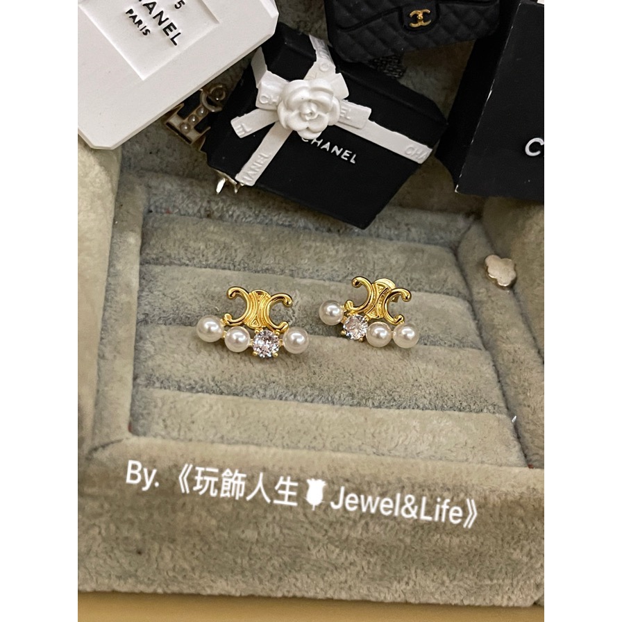 品牌經典💯CELINE 凱旋門 LOGO 扇形 水鑽 珍珠 迷你 金色 二手 造型 耳環-細節圖8