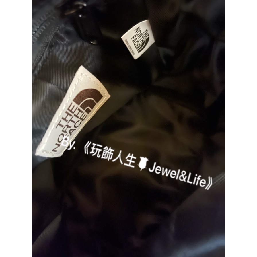 品牌VIP經典贈品系列💯THE NORTH FACE 1966 黑色 尼龍防潑水材質 手提 斜背 兩用 抽繩 水桶包-細節圖6