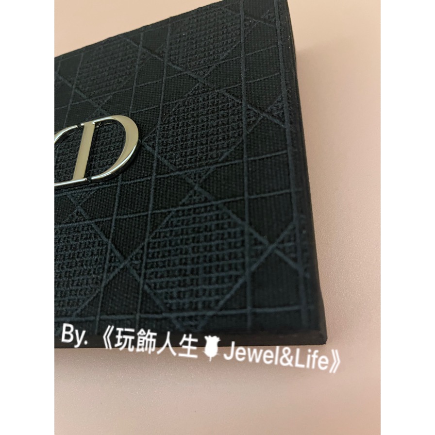 品牌VIP經典贈品MAKE UP系列💯 超美 Dior 藤格紋 銀黑色 布面 化妝鏡 口紅盒 置物盒 珠寶盒 擺飾-細節圖3