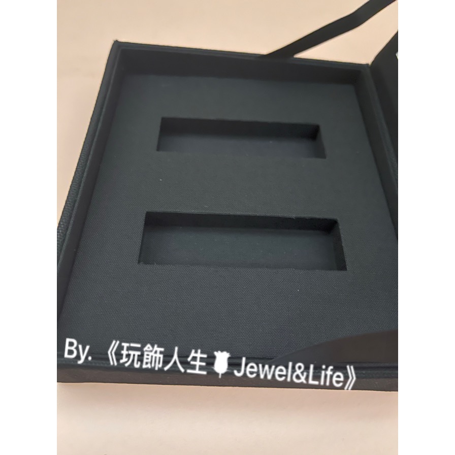 品牌VIP經典贈品MAKE UP系列💯 超美 Dior 藤格紋 銀黑色 布面 化妝鏡 口紅盒 置物盒 珠寶盒 擺飾-細節圖6