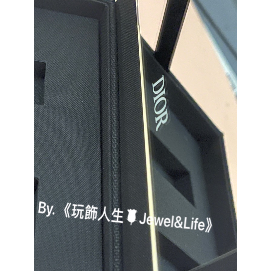 品牌VIP經典贈品MAKE UP系列💯 超美 Dior 藤格紋 銀黑色 布面 化妝鏡 口紅盒 置物盒 珠寶盒 擺飾-細節圖7