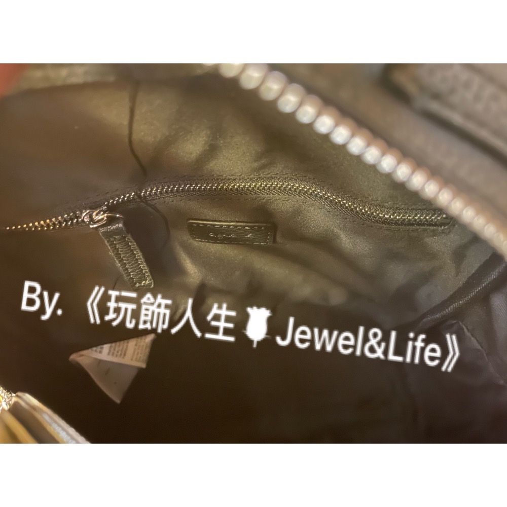 品牌系列💯 Agnes’b 小B 經典 全新 實用 黑色 壓印LOGO 後背包-細節圖6
