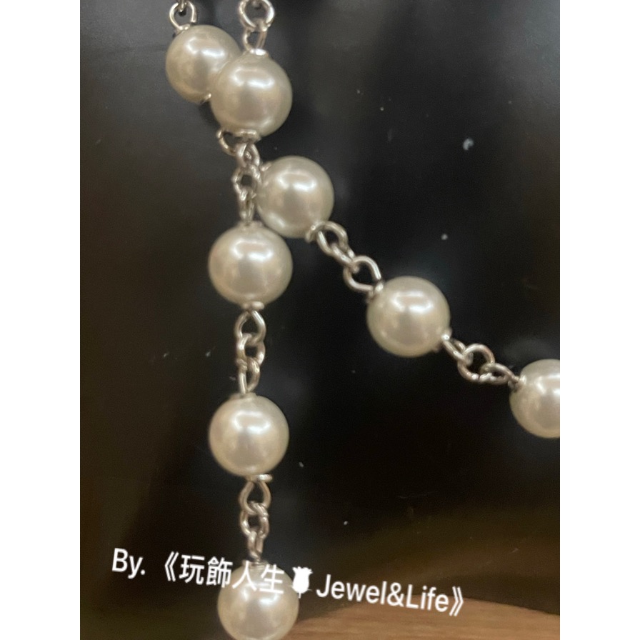 品牌系列💯超美 Chanel 高雅 氣質 大方 銀白配色 方形水鑽 雙C LOGO 珍珠 二手 造型 長項鍊 毛衣鍊-細節圖4