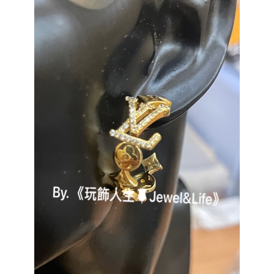 LOUIS VUITTON LV 基本款 經典LOGO水鑽 半圓形 金色 四葉草🍀二手 造型 耳環-細節圖8