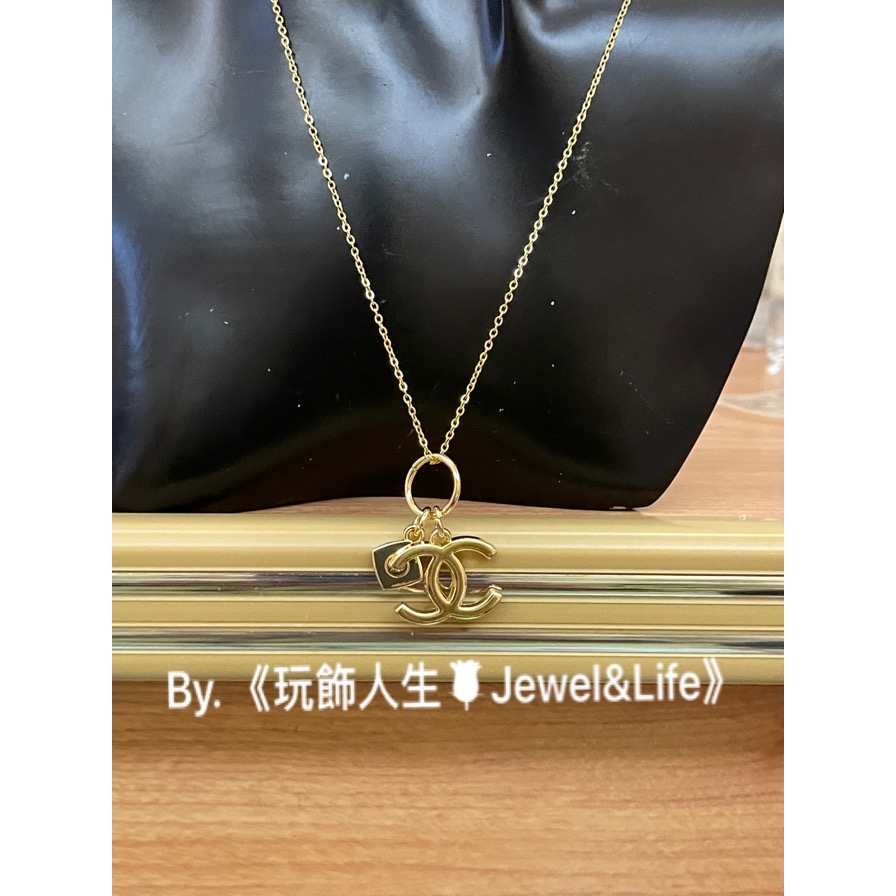 彩妝贈品系列💯2023 Chanel 新款聖誕限量 金色 經典 雙C 香水瓶 LOGO 吊飾 墜飾 DIY 手鍊 項鍊-細節圖11