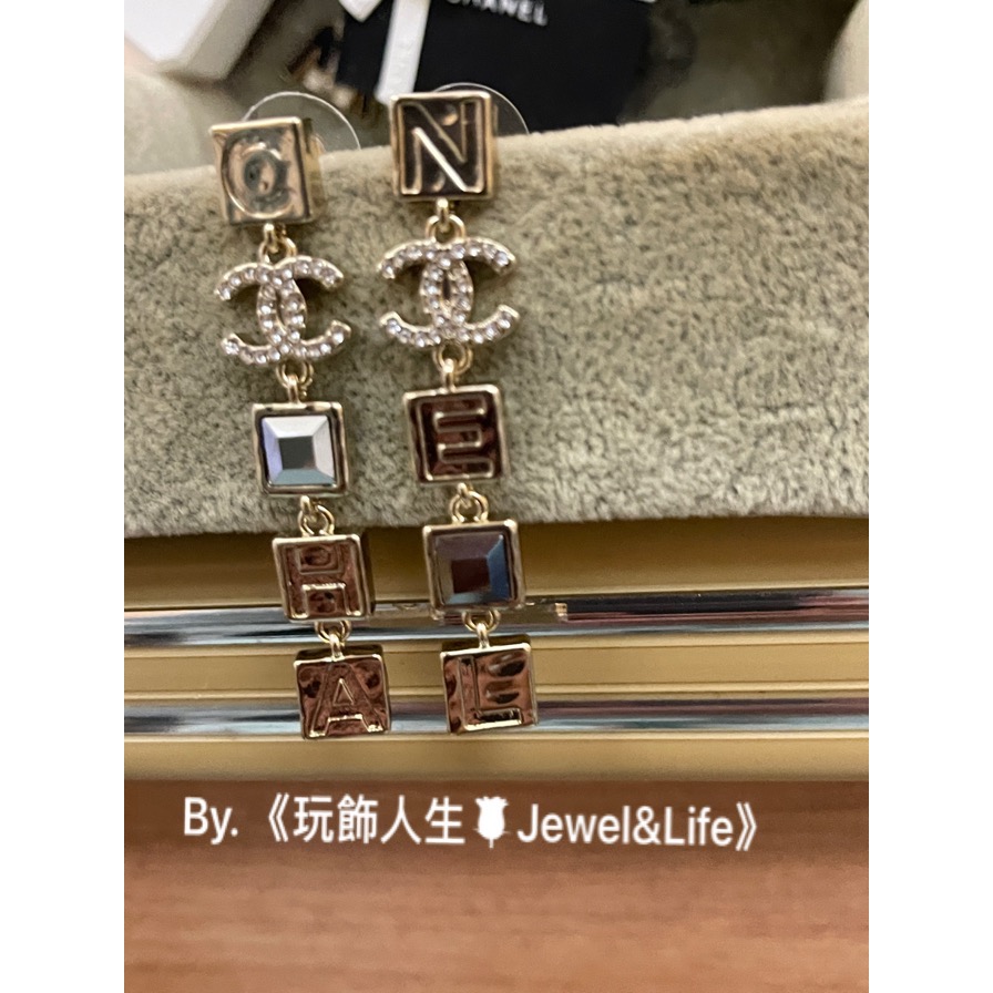 CHANEL 香奈兒 超美 小方糖系列 灰黑水晶 字母 雙C 垂墜式 二手 淡金色 造型 耳環-細節圖3