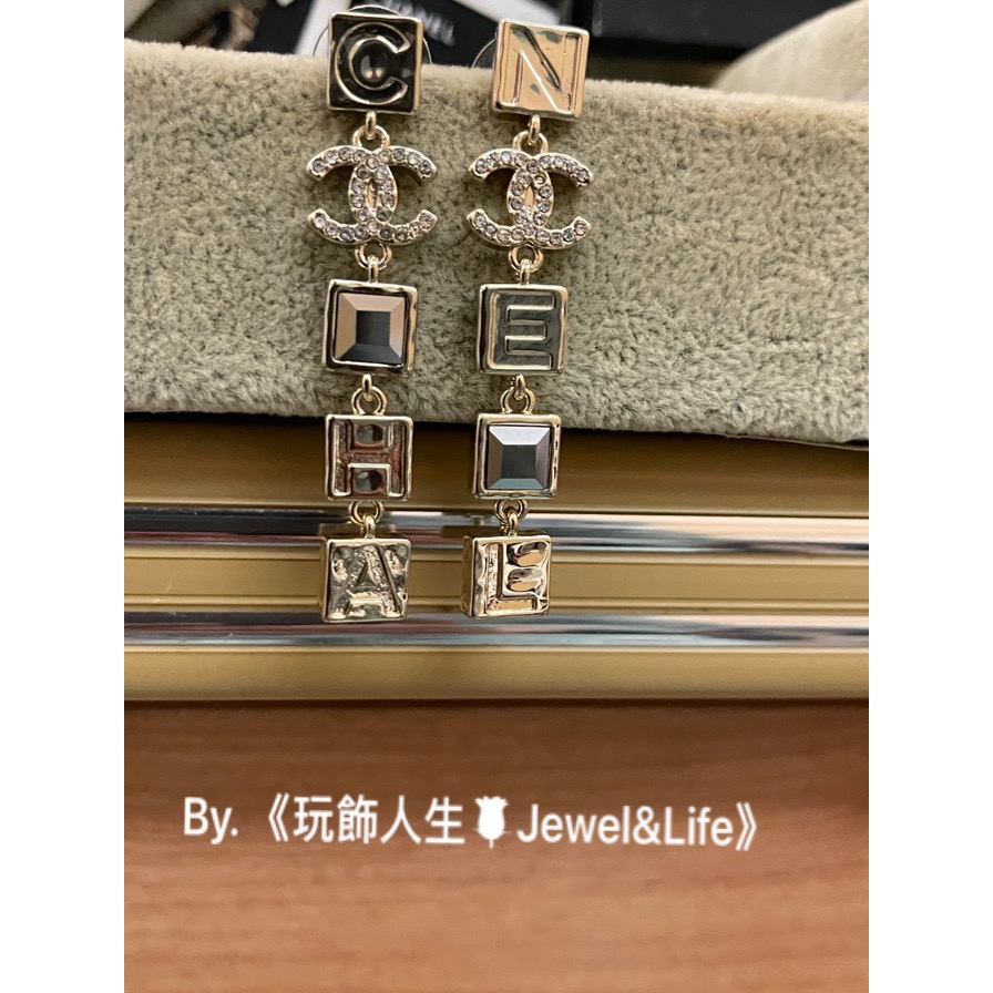 CHANEL 香奈兒 超美 小方糖系列 灰黑水晶 字母 雙C 垂墜式 二手 淡金色 造型 耳環-細節圖4