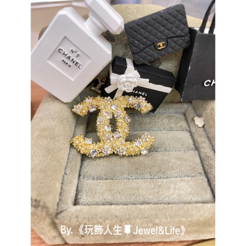 CHANEL 香奈兒 超美 金色 大LOGO 雙C 水鑽 二手 造型 胸針 別針 徽章