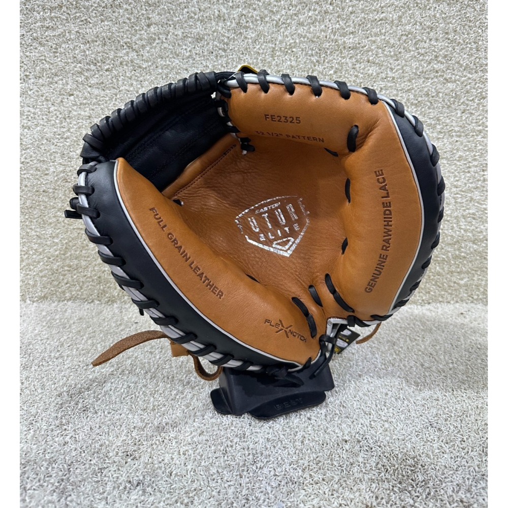 = 威勝 運動用品 = 25年 EASTON 未來之星系列 兒童棒球 ＂捕手＂手套 A131818-細節圖4
