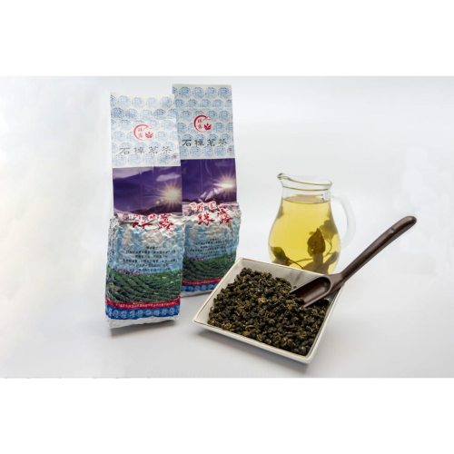 【阿里山珠露茶】【淡水老街名晟茶行】沖泡時散發出天然的茶香，茶香醇厚，擁有獨特的阿里山茶氣。