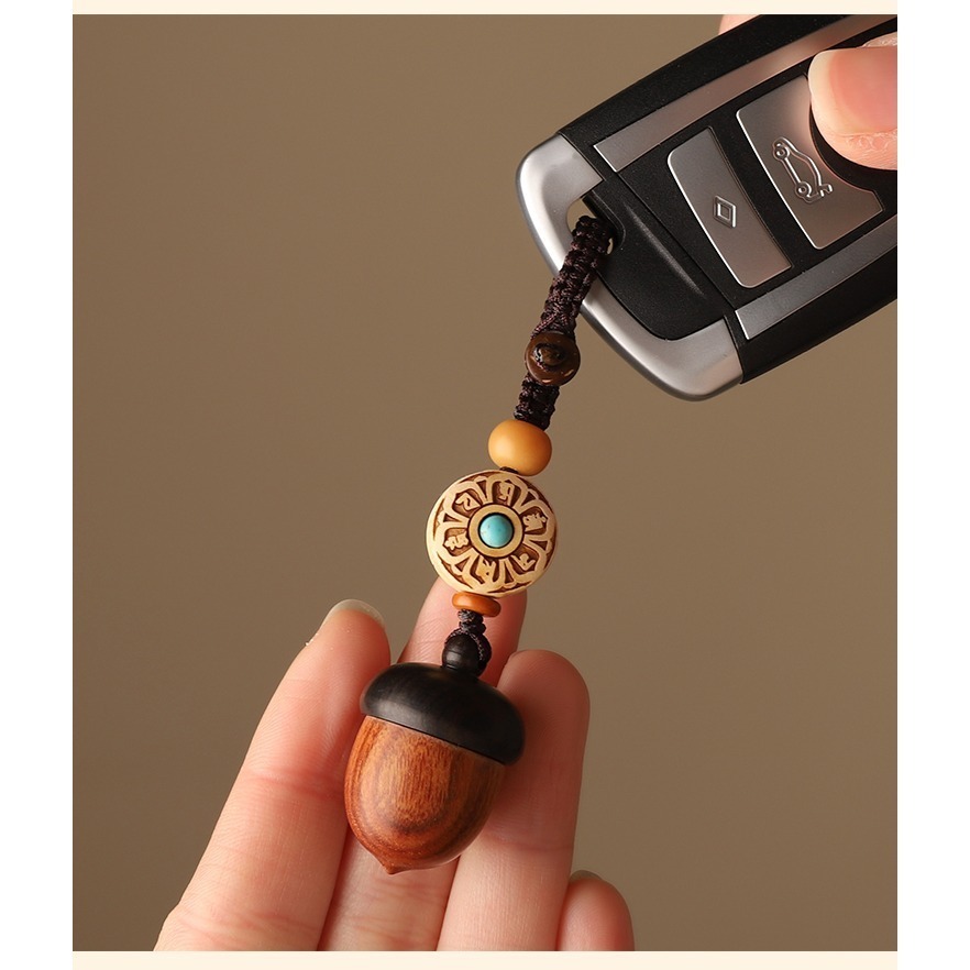 檀木小松果鑰匙釦環 手機吊飾 USB防丟掛飾 編織繩-細節圖4