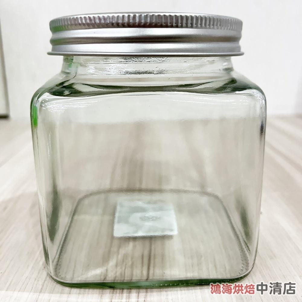 【鴻海烘焙材料】MIT台灣製造銀蓋600cc寬口四方罐 方瓶 干貝醬 收納罐 醬菜瓶 辣椒醬 罐子 瓶子 玻璃瓶 玻璃罐