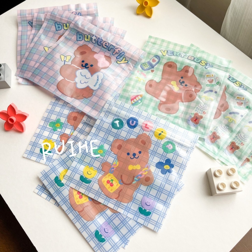 ✨台灣現貨✨格子小熊夾鏈袋 自封袋 禮物袋 收納袋 創意可愛小熊 零食密封袋 少女心食品餅乾糖果袋 小號雜物包裝整理袋-細節圖7