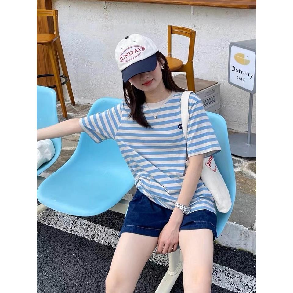 奈看服飾/100%棉 刺繡M字母baby藍條紋寬鬆Tee 短袖/T恤 上衣-細節圖8