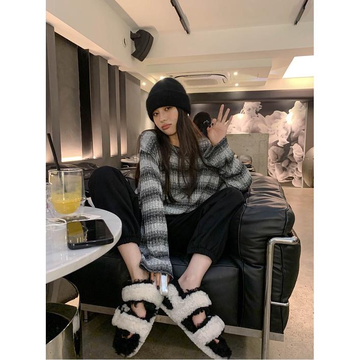 奈看服飾/今年流行的暈染色條紋針織毛衣 打底/單穿 寬鬆落肩版長-細節圖7