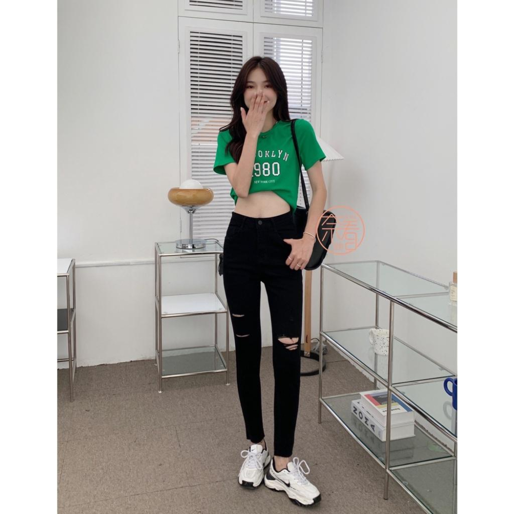 奈看服飾/自定款 吃肉肉黑色牛仔褲 激瘦視覺感 時髦彈力9分小黑褲 牛仔褲-細節圖2