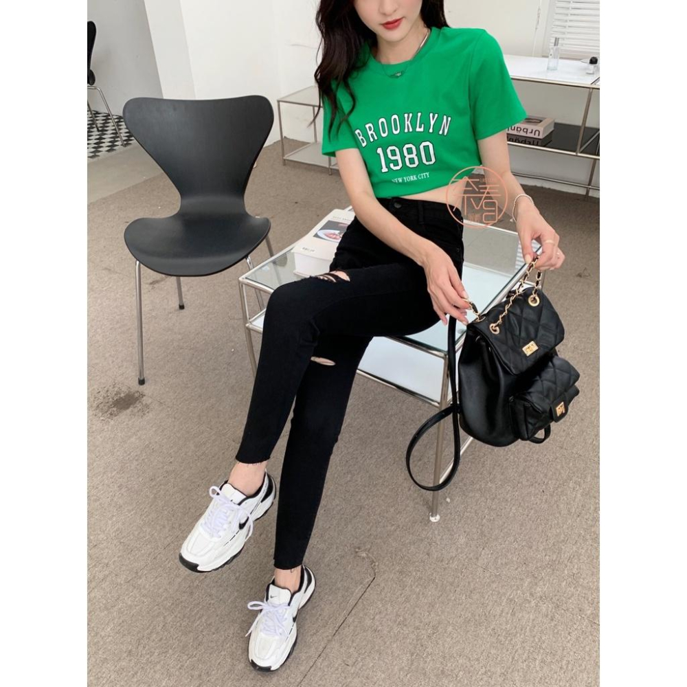 奈看服飾/自定款 吃肉肉黑色牛仔褲 激瘦視覺感 時髦彈力9分小黑褲 牛仔褲-細節圖6