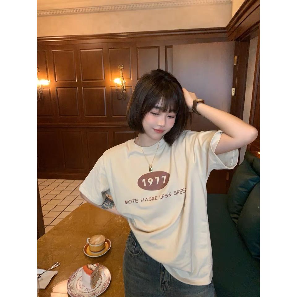 奈看服飾/現貨~最好搭的奶茶大地色系韓風Tee 棉質短袖-細節圖7