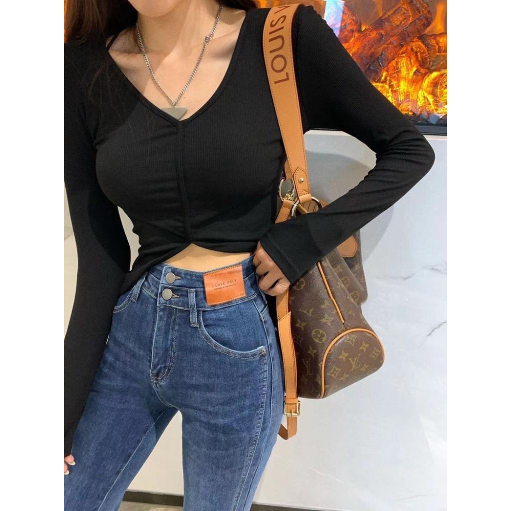 奈看服飾/ 高彈力柔紗丹寧面料! 小皮標二粒扣9分小開衩牛仔褲 斜側線顯瘦更有感-細節圖7