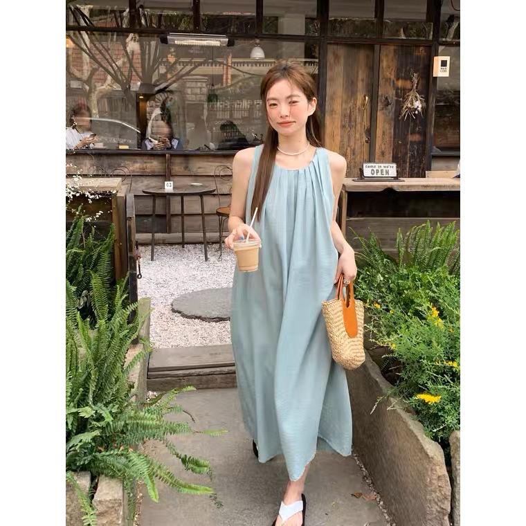 奈看服飾/唯美氣質必買款 美翻baby藍掛脖洋裝裙 度假休閒裙-細節圖3