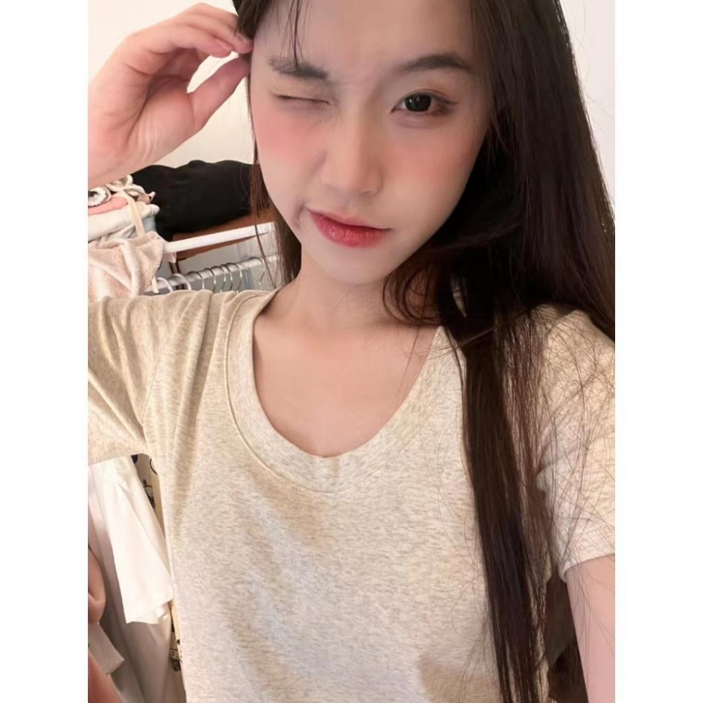 奈看服飾/實拍品質 奶糥95%細膩棉 實拍品質不透光不起毛球質感水滴領tee 三色-細節圖5