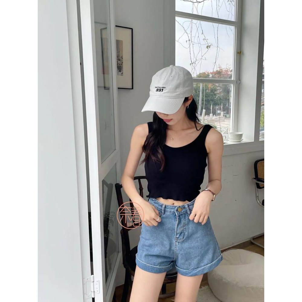 奈看服飾/~夏日心機單品,厚杯超遮副乳!自帶胸墊顯胸形外穿寬肩背心 多色可選-細節圖8