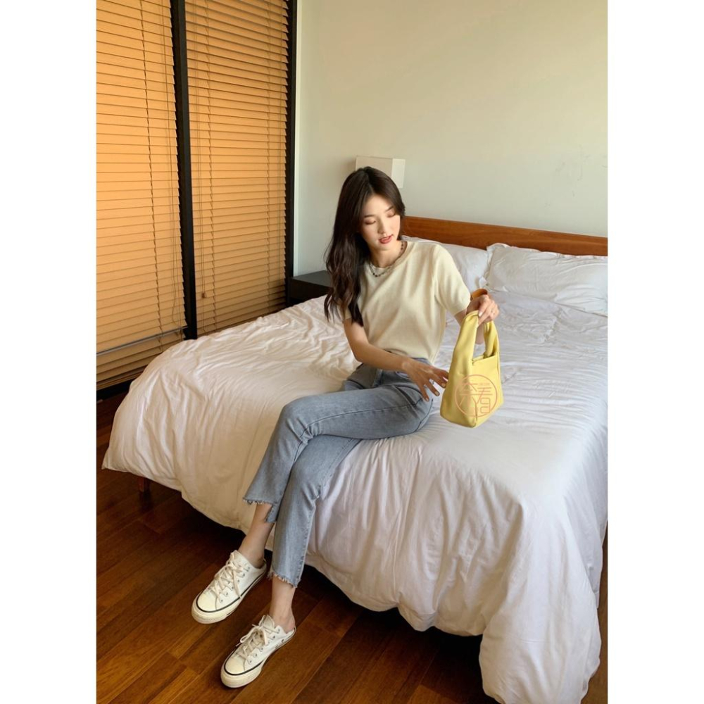 奈看服飾/快速出~灰藍調適合夏天薄款牛仔布微剪褲腳牛仔褲 9分款-細節圖5