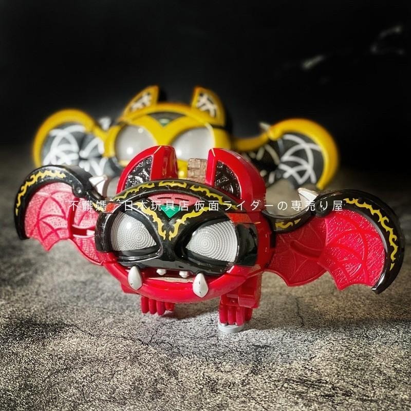 🍊不髒媽 假面騎士kiva 月騎 DX Ikusa 手環 魔皇劍 二手 哨子 吸血鬼 蝙蝠🦇 發光 杉田智和 IXA-細節圖7