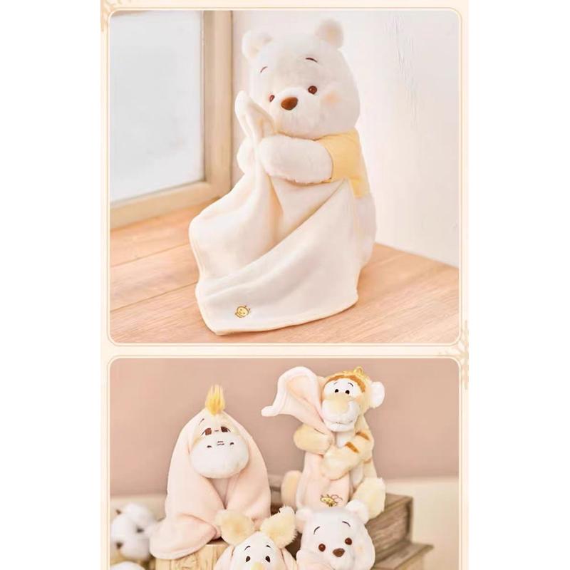 《現貨》2023日本迪士尼 冬季 聖誕節 暖暖冬日 批被子 抱被被 維尼 屹耳 跳跳虎 小豬 娃娃 玩偶 S號 M號-細節圖2